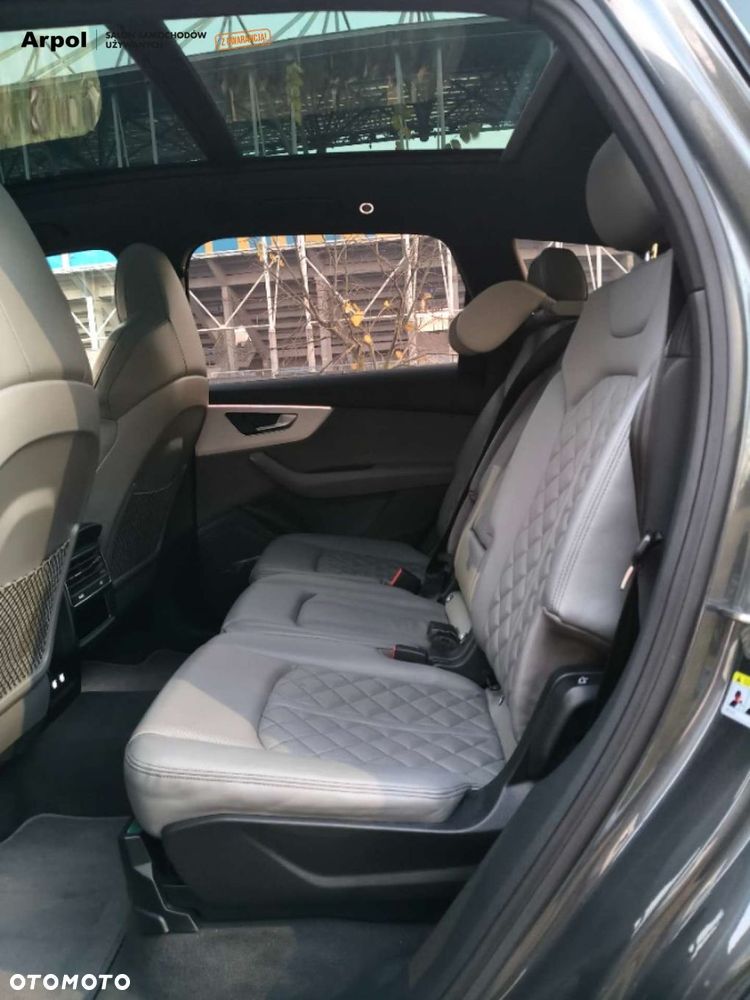 Audi Q7 - 15