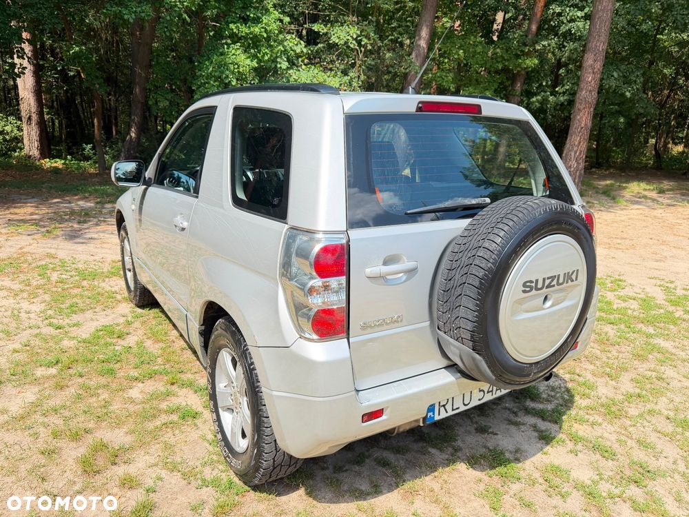 Suzuki Grand Vitara 1.9 DDiS - 10