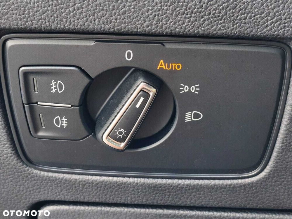 Volkswagen Passat Variant 2.0 TDI EVO Business DSG - 22