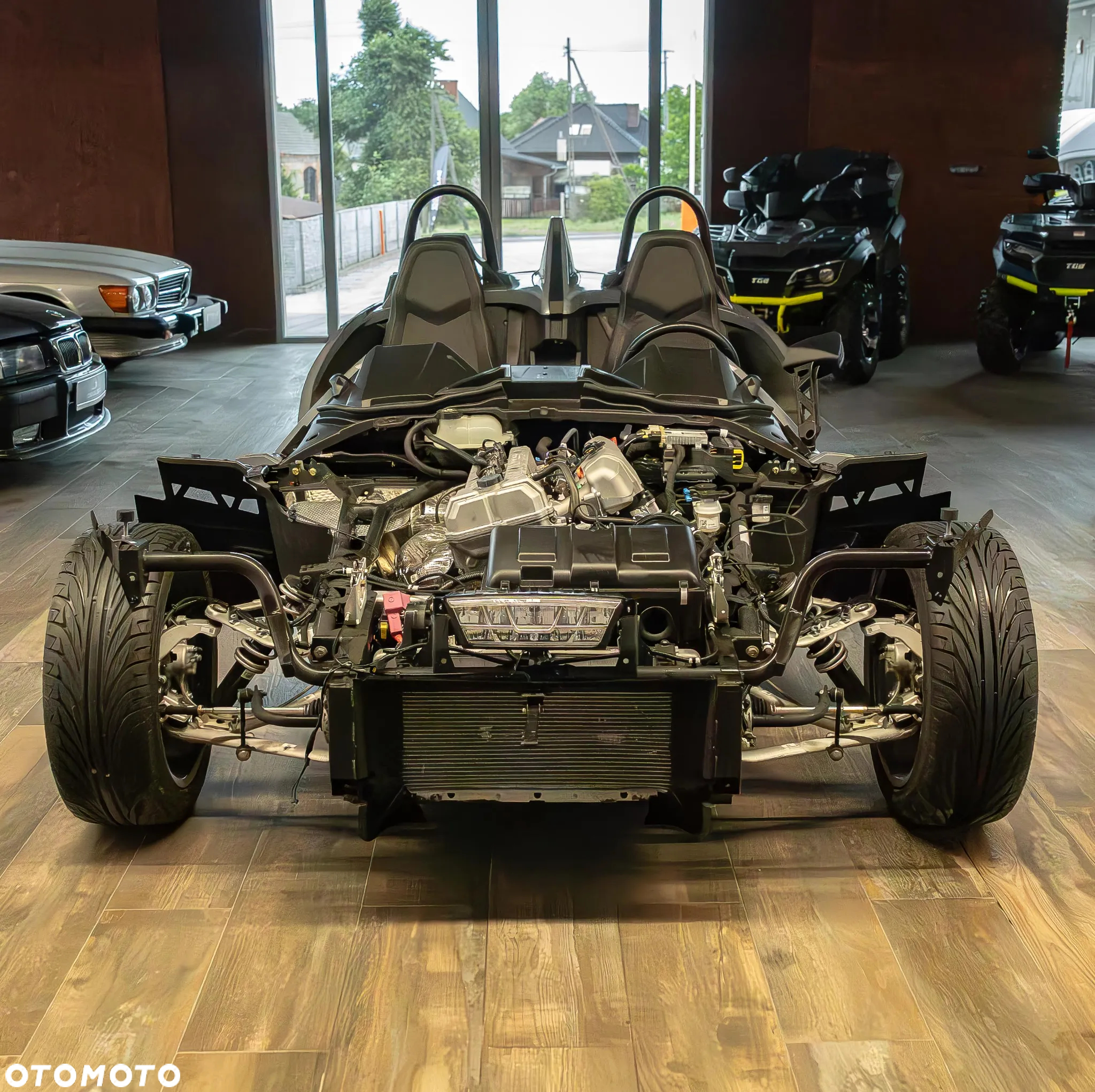 Polaris Inny - 3