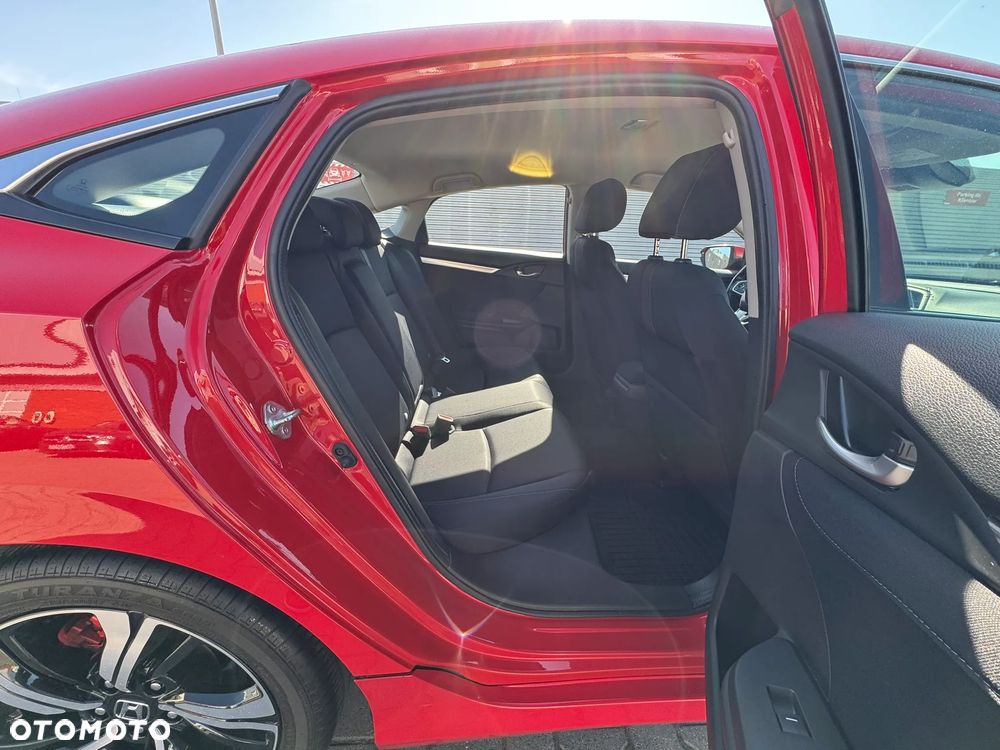 Honda Civic 1.5 T Elegance - 16
