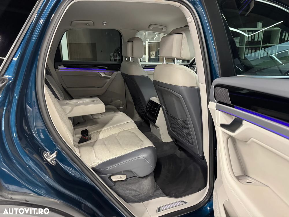 VOLKSWAGEN Touareg 2018 — imagine 11