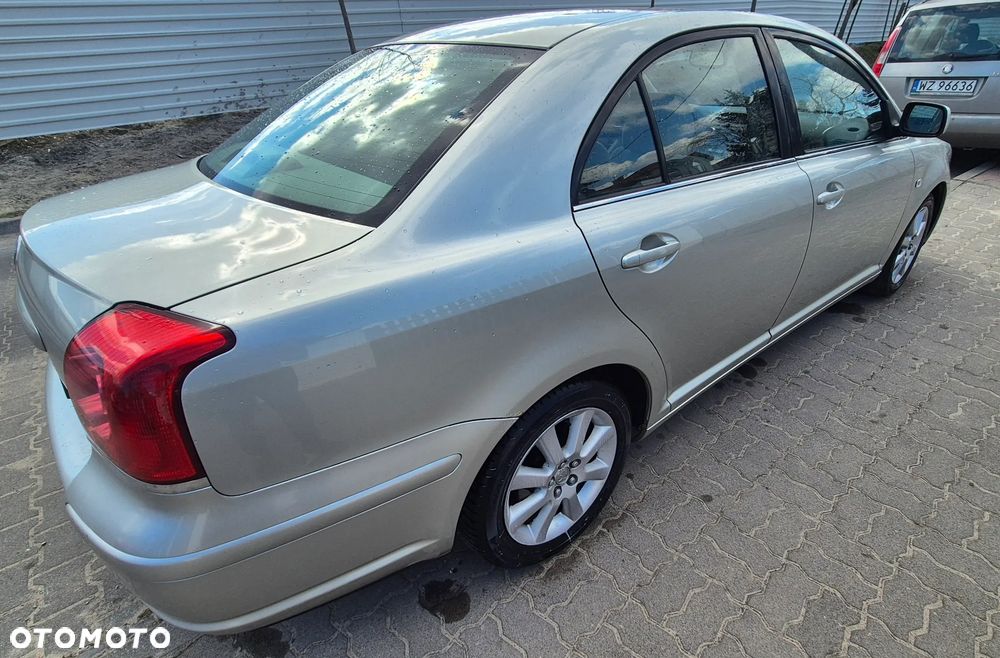 Toyota Avensis 2.0 VVT-i Prestige - 6