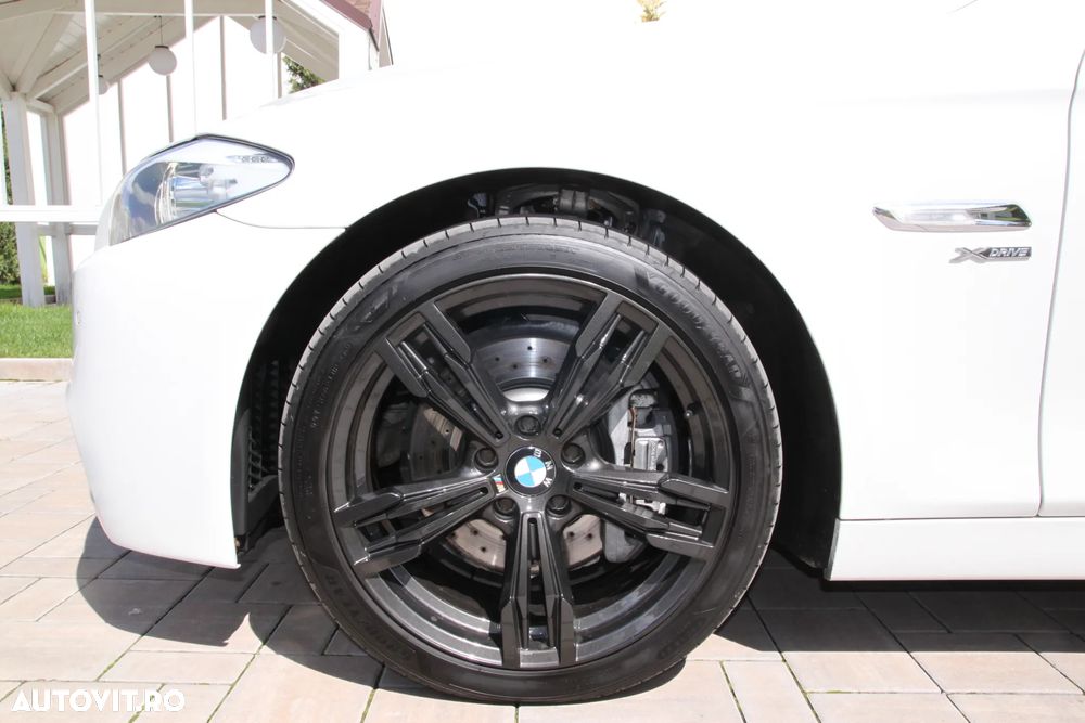 BMW Seria 5 525d xDrive AT - 20