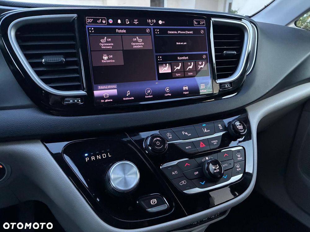 Chrysler Pacifica - 6