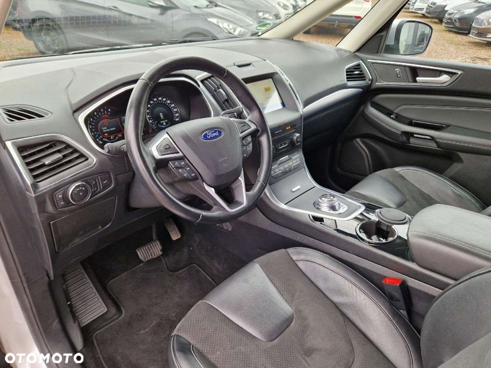 Ford Galaxy - 6