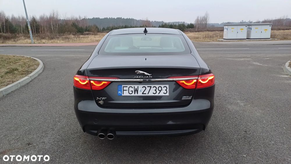 Jaguar XF 20d AWD Prestige - 5