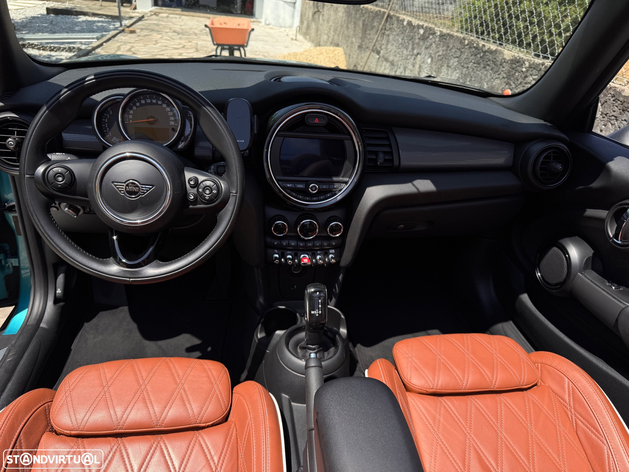 MINI Cabrio - 12