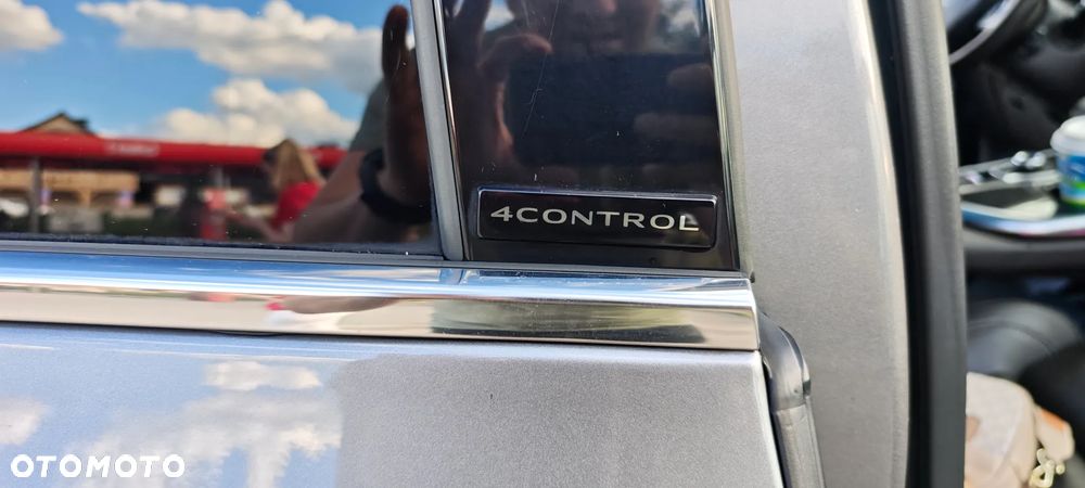 Renault Espace 1.6 dCi Energy Initiale Paris EDC 7os - 9