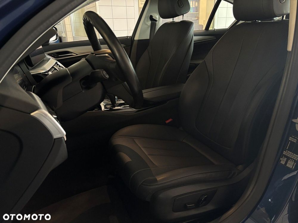 BMW Seria 5 - 8