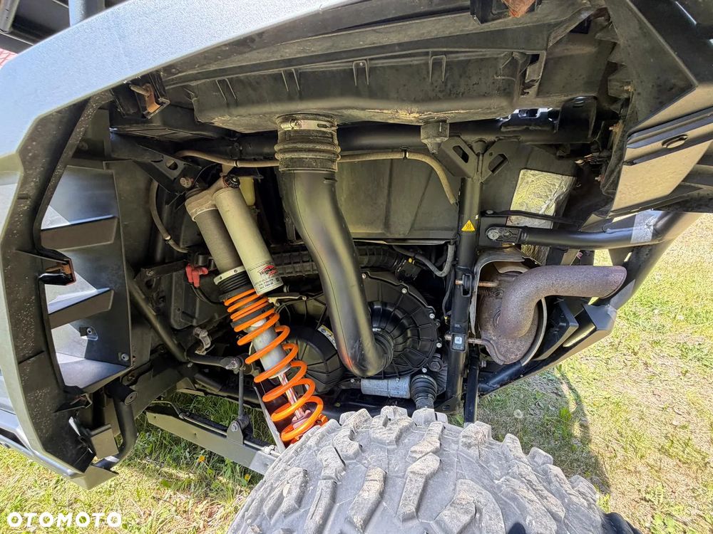 Polaris RZR - 17