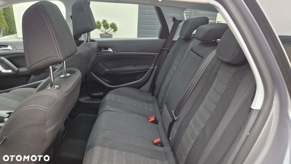 Peugeot 308 BlueHDi 120 Stop & Start Business-Line - 22