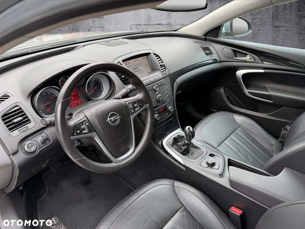 Opel Insignia 2.0 Turbo Sport - 12