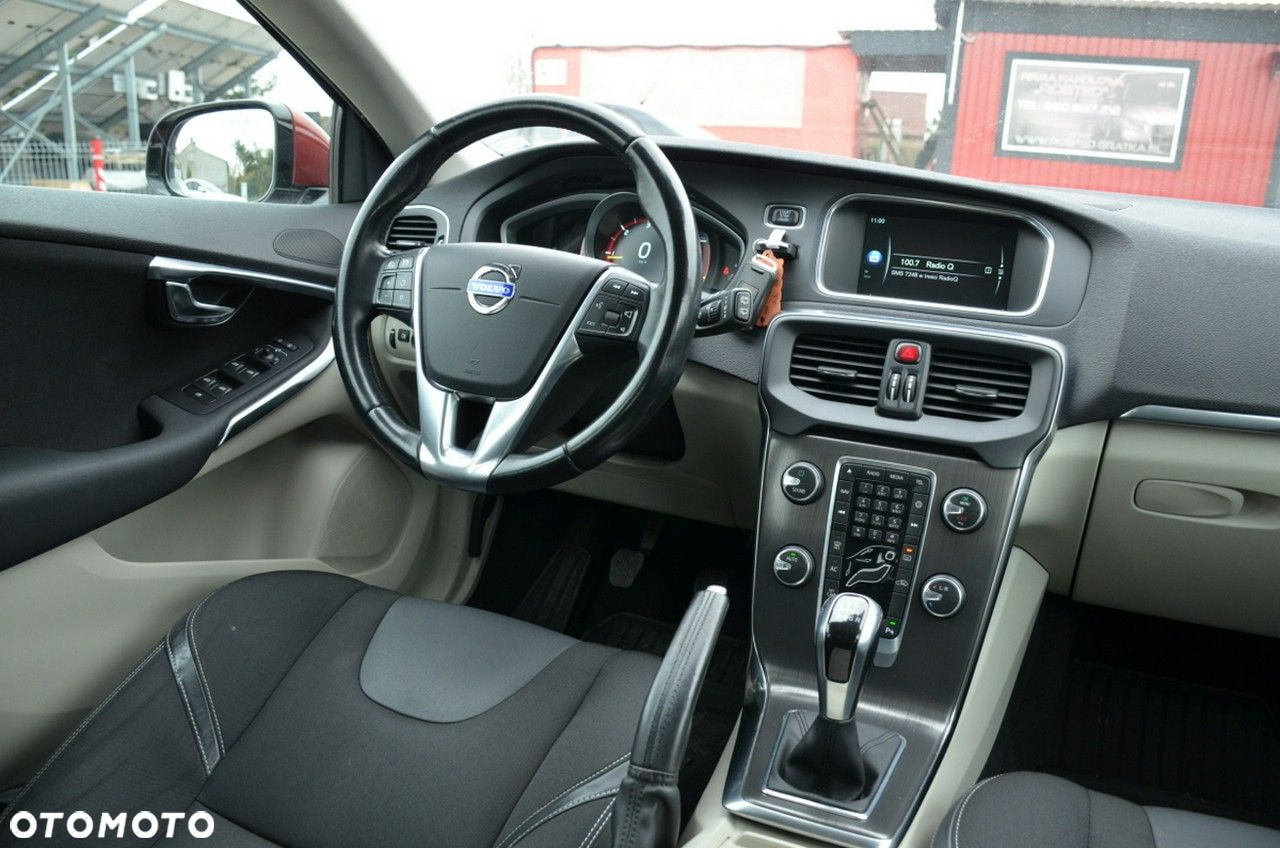 Volvo V40 - 30