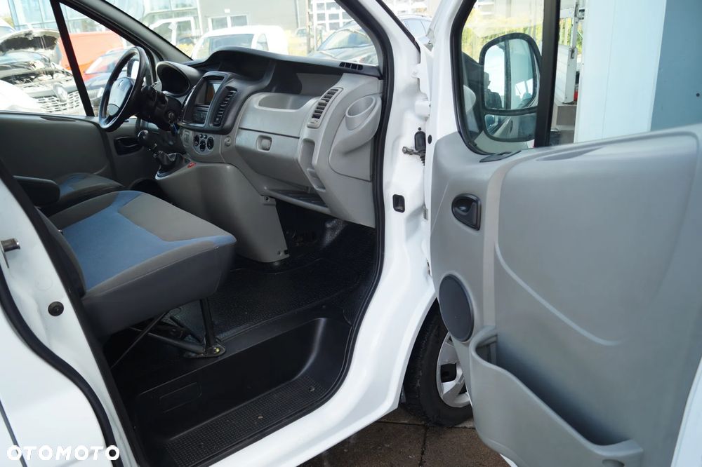 Renault Trafic - 24