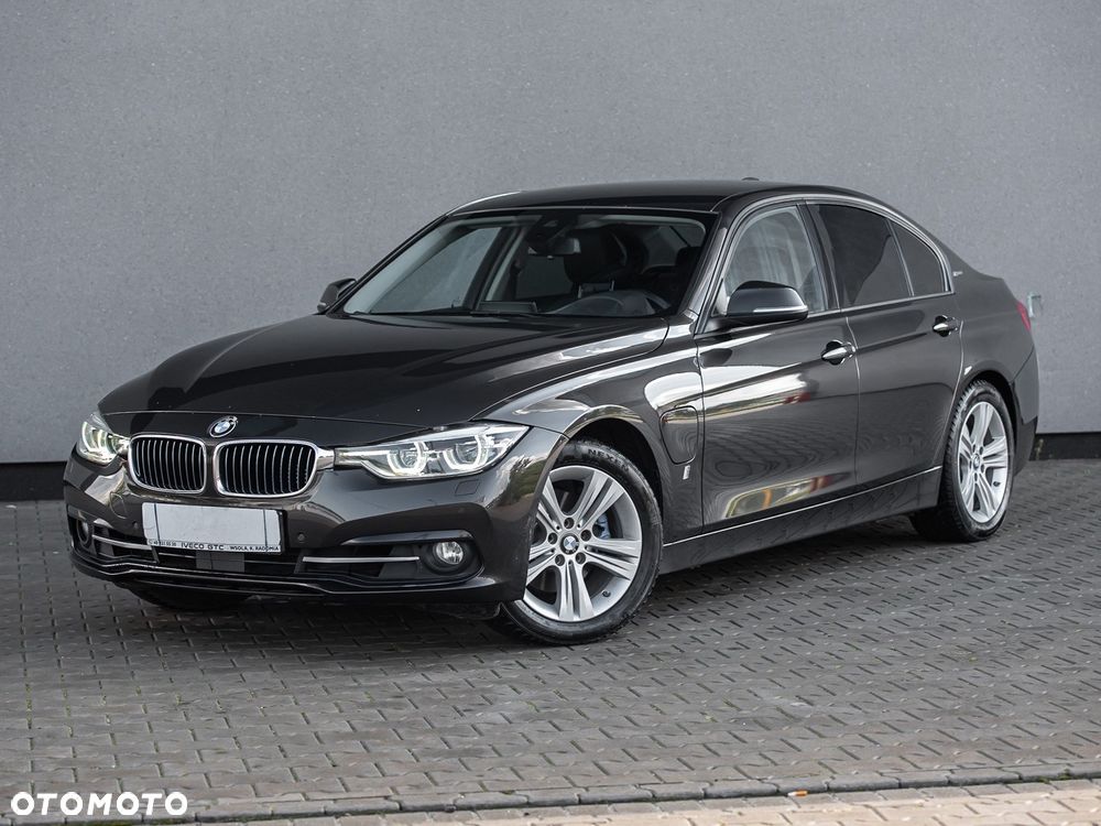 BMW Seria 3 330e iPerformance M Sport - 5