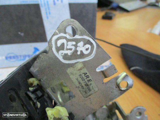 Fecho 8200735248 DACIA SANDERO 2008 TE MANUAL - 2