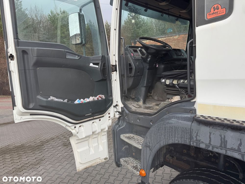 MAN TGA 32.360 8x4 - 12