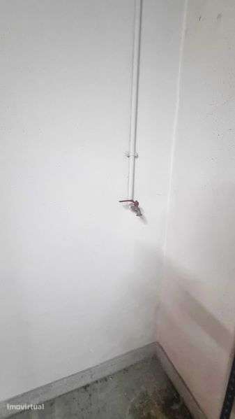Box de Garagem com 30 m² para Arrendamento | Centro de Odivelas - Grande imagem: 4/9