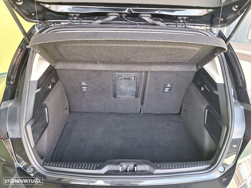 Ford Focus 1.0 EcoBoost MHEV Connected - 32