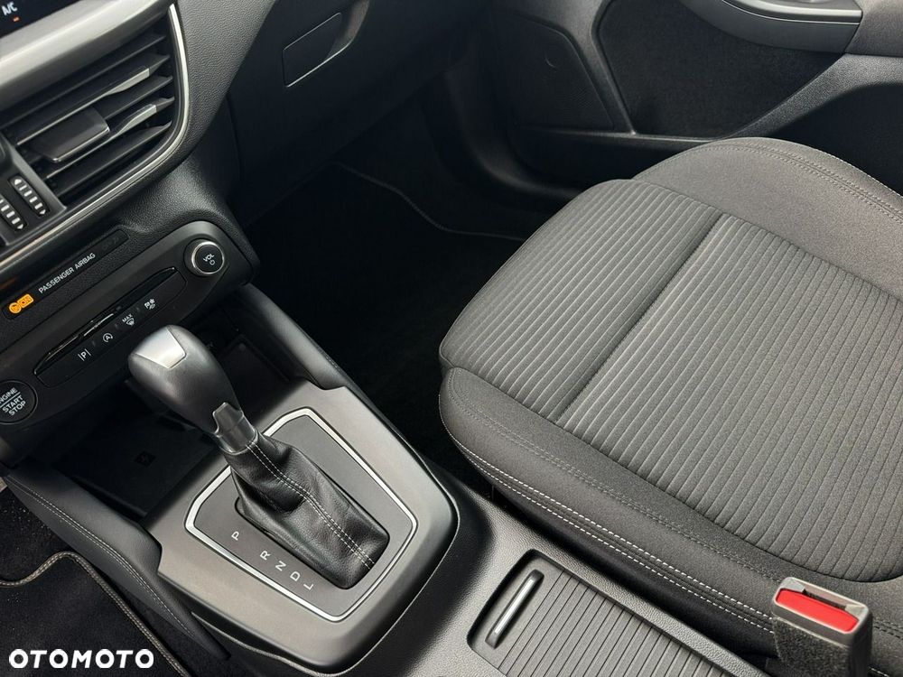 Ford Focus 1.0 EcoBoost mHEV Titanium X - 23
