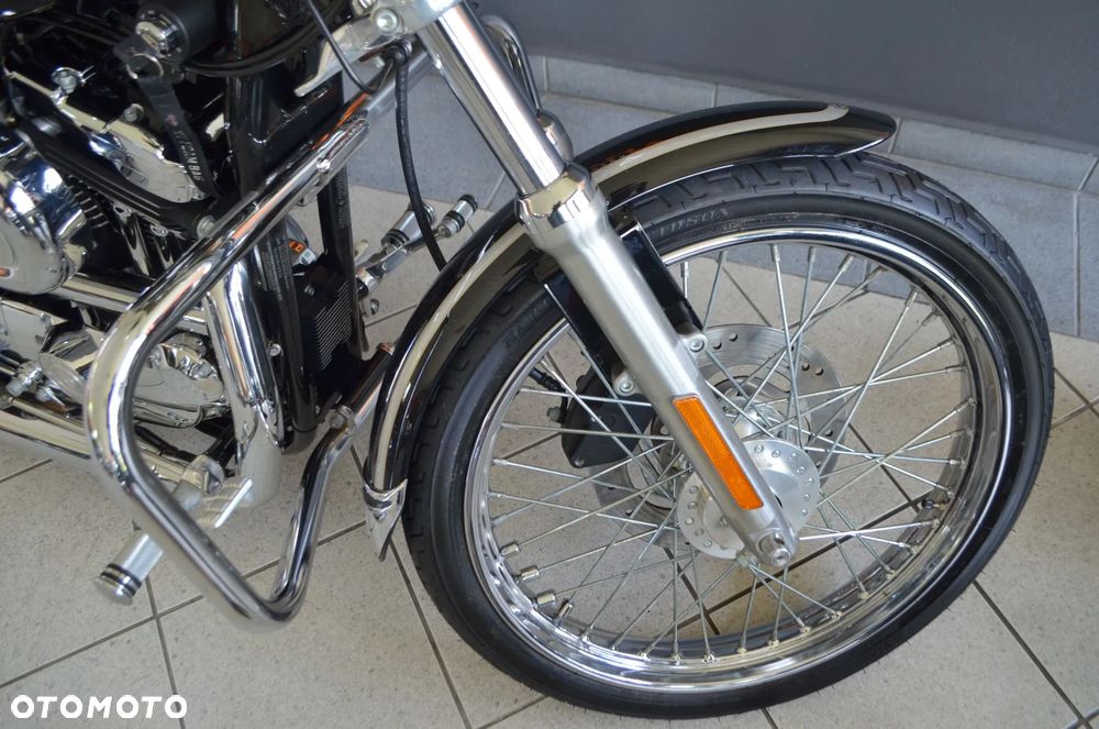 Harley-Davidson Sportster Custom 1200C - 10