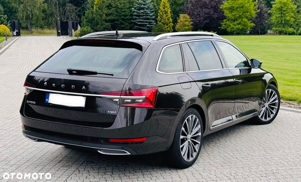 Skoda Superb 2.0 TDI SCR 4x4 L&K DSG - 9