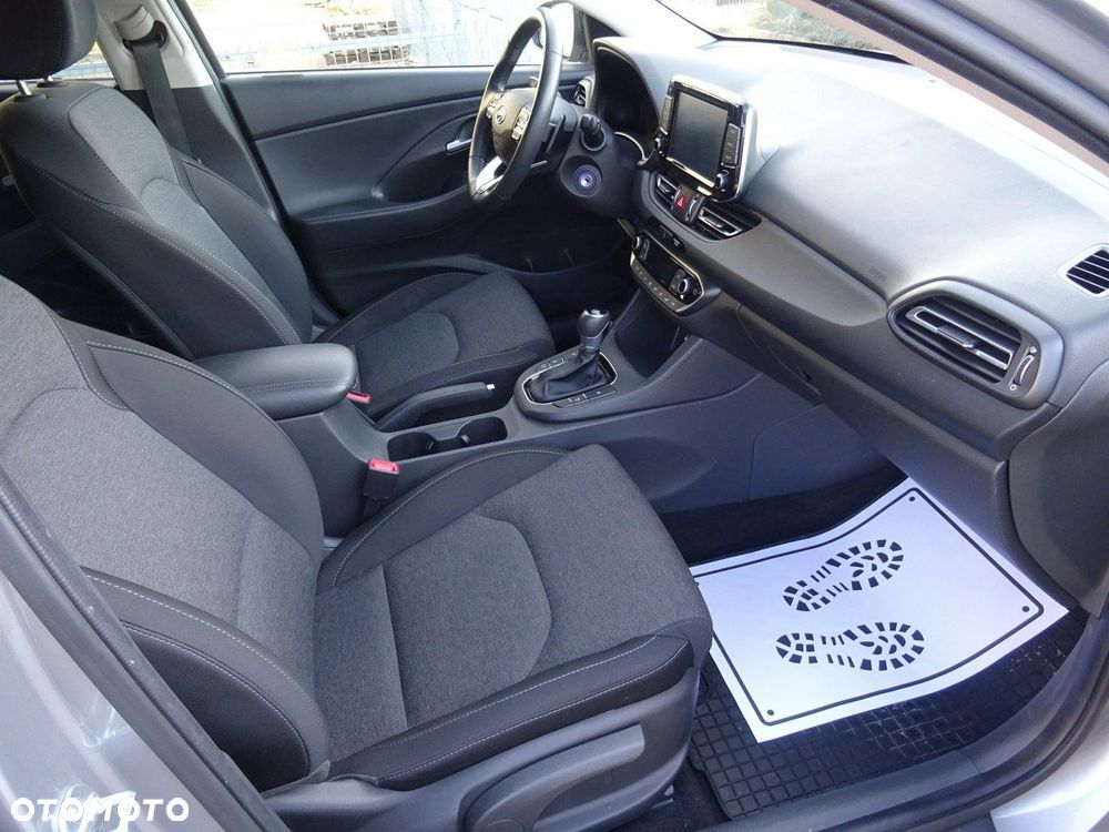 Hyundai i30 1.0 T-GDI Comfort DCT - 10