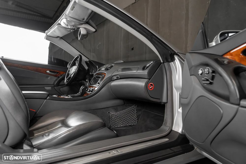 Mercedes-Benz SL 500 Standard - 21