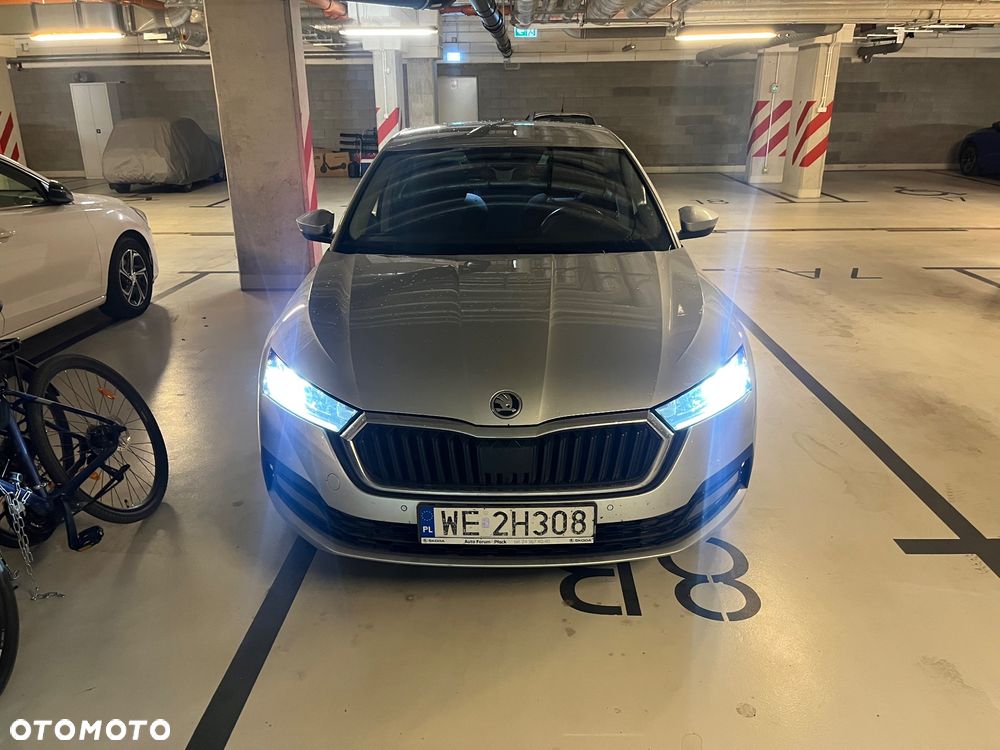 Skoda Octavia 1.5 TSI ACT Active - 1