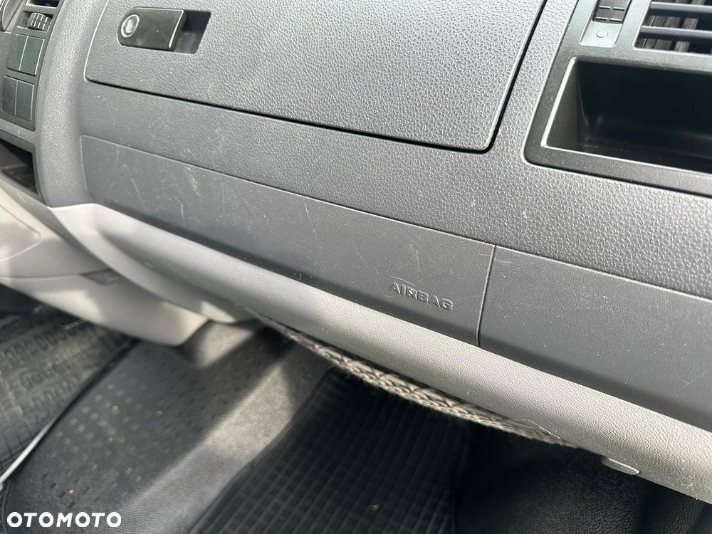 Volkswagen Transporter - 7