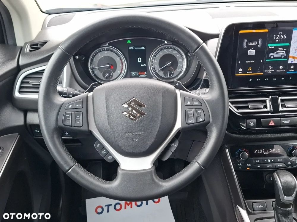 Suzuki S-Cross 1.5 DualJet Hybrid Elegance AGS - 11
