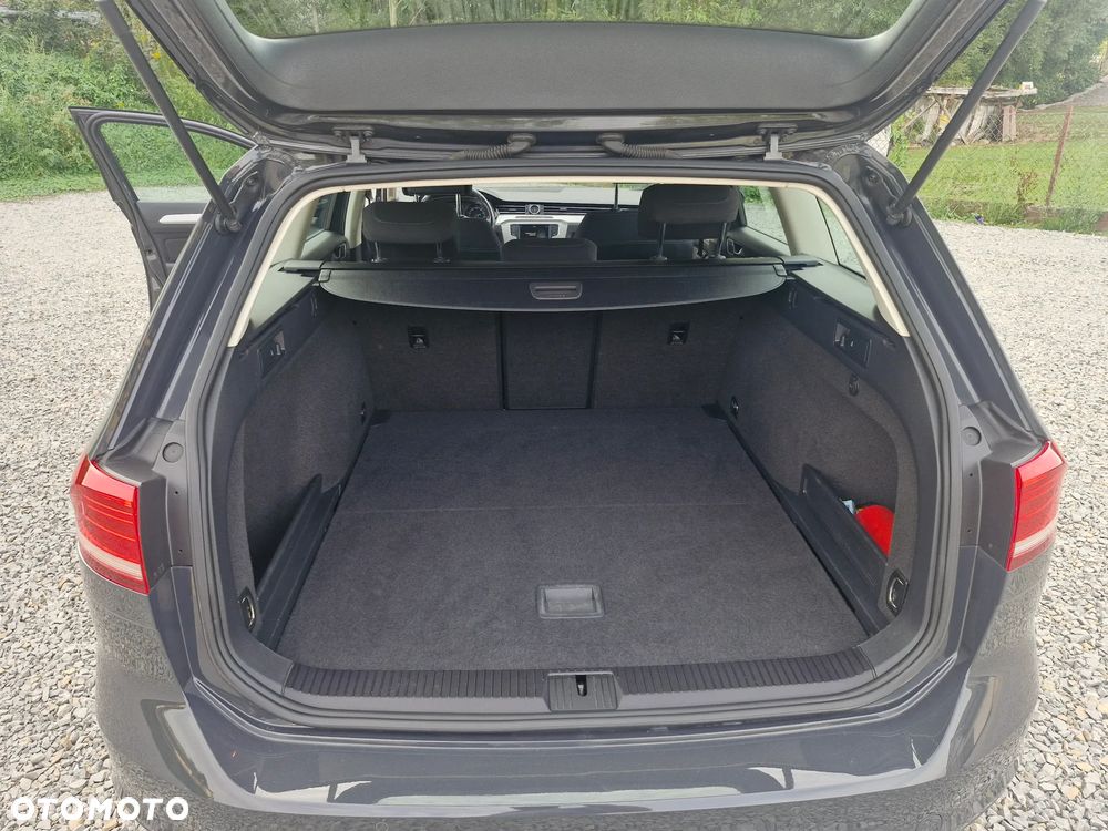 Volkswagen Passat 2.0 TDI BMT Comfortline DSG - 15