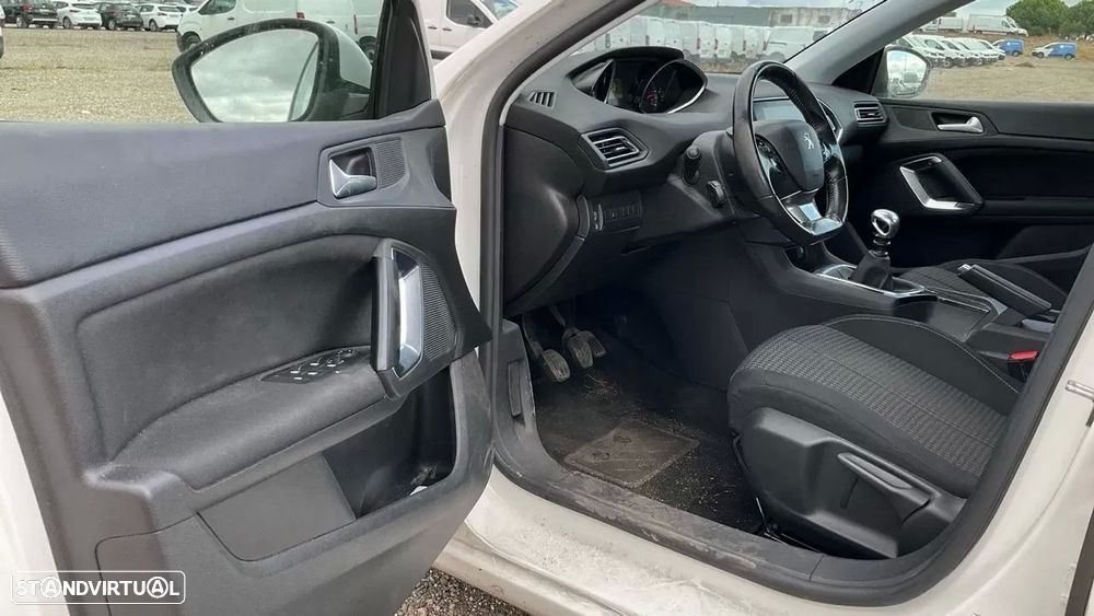 Peugeot 308 1.5 BlueHDi Active - 5