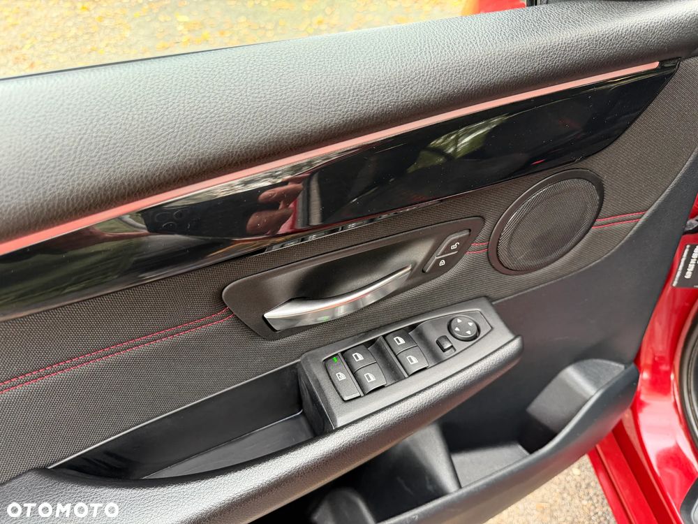 BMW Seria 2 216d Luxury Line - 18