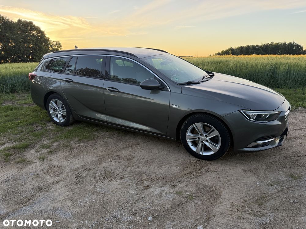 Opel Insignia - 2