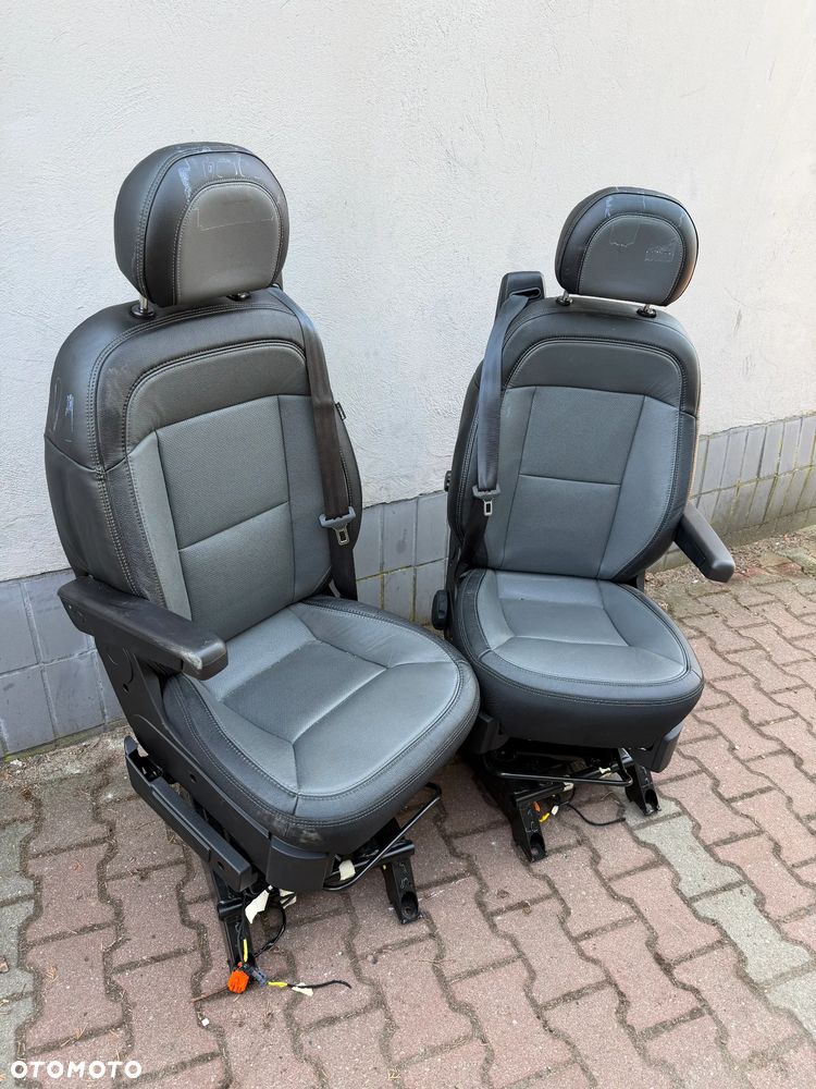 Ducato DODGE RAM PROMASTER 2006-2026r Fotel prawy lewy - 2