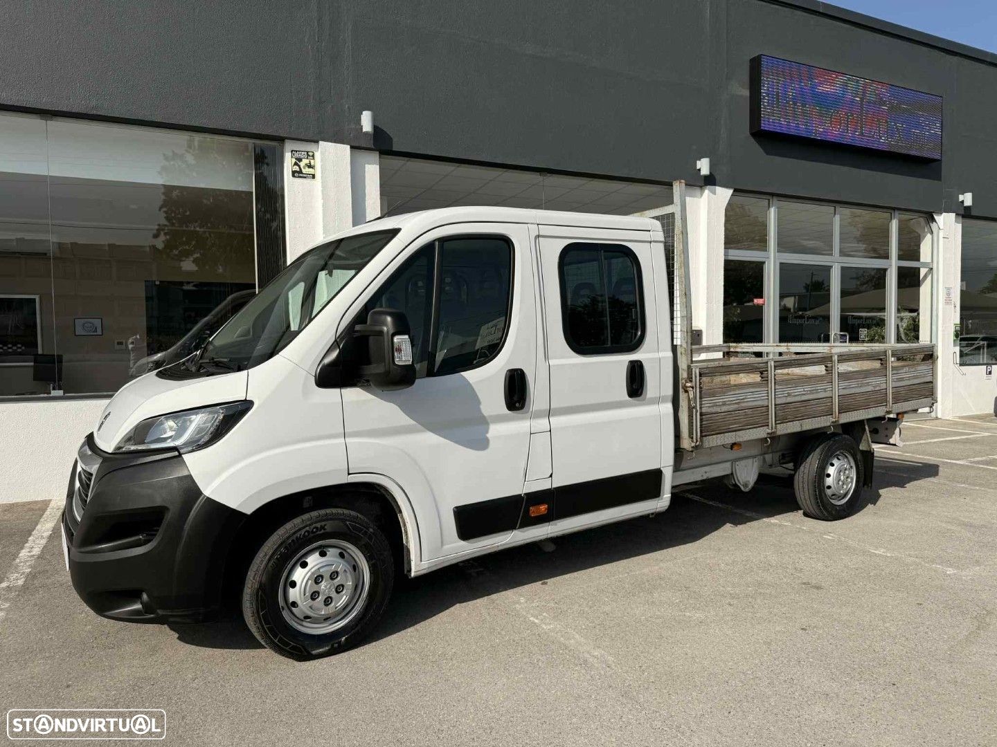 Peugeot Boxer 2.2 BlueHDi 335 L2 - 1