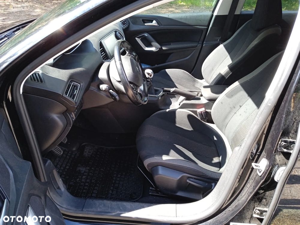 Peugeot 308 PureTech 130 Stop & Start Allure - 5