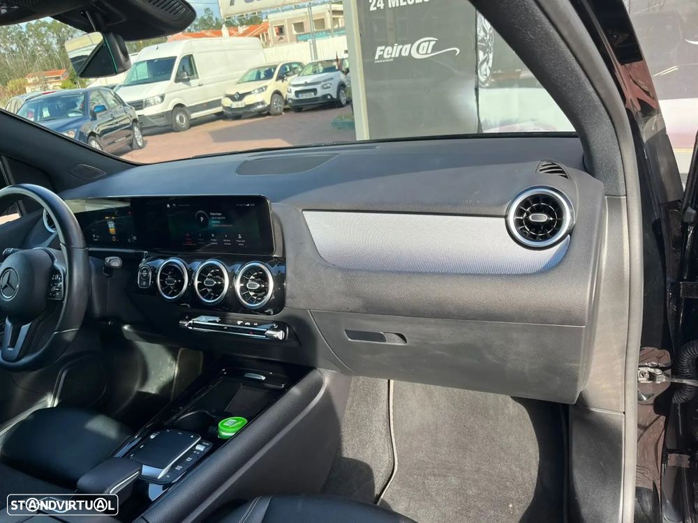 Mercedes-Benz B 180 - 46