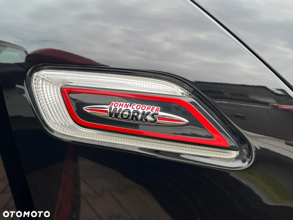 MINI John Cooper Works ALL4 sport - 36