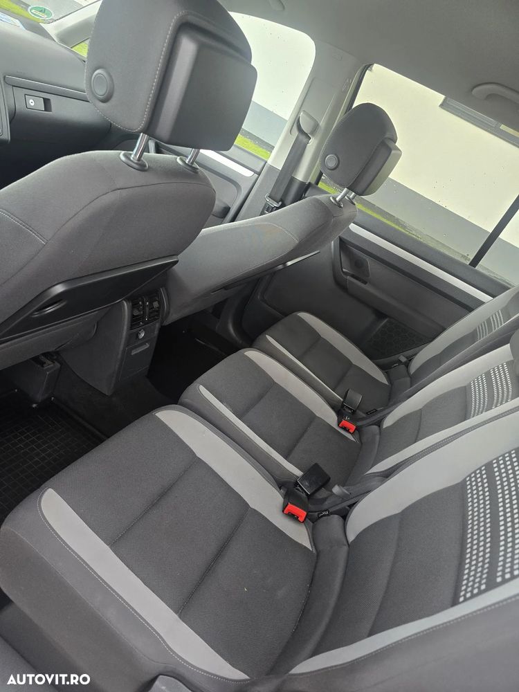 Volkswagen Touran - 7