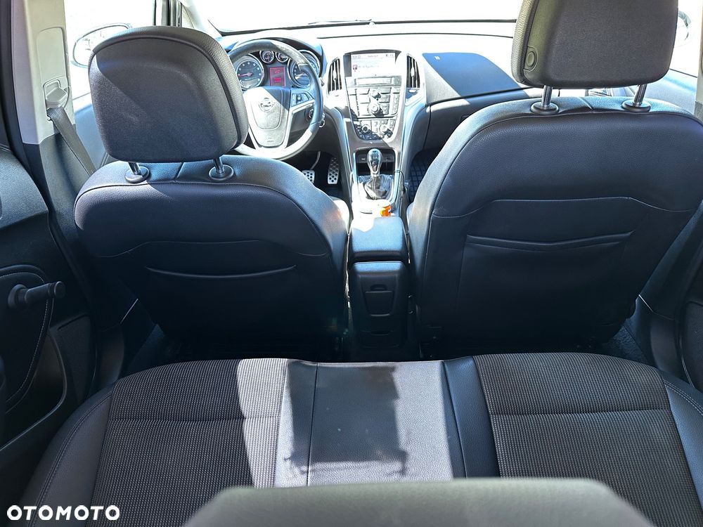 Opel Astra 1.4 T Cosmo - 12