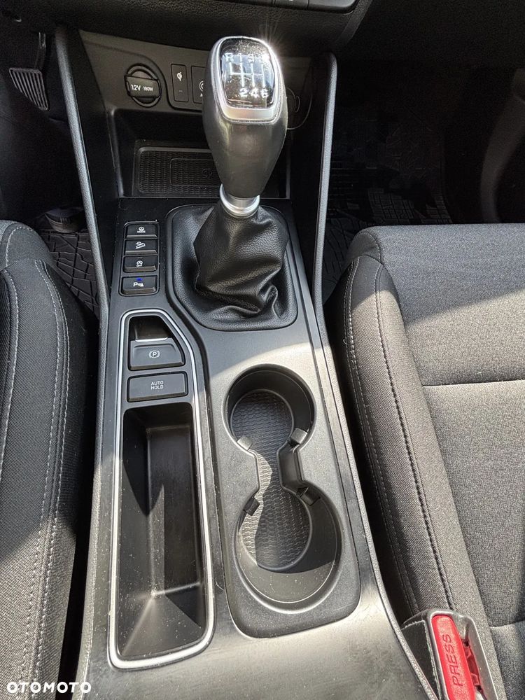Hyundai Tucson 1.6 GDI BlueDrive Comfort 2WD - 9