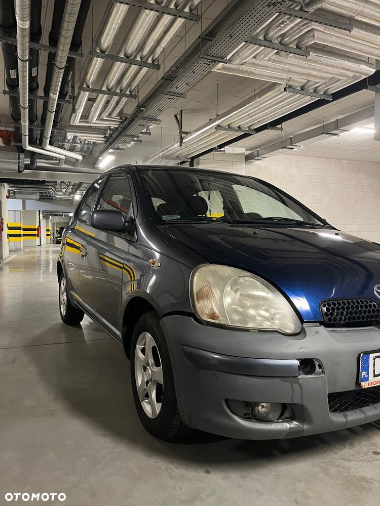 Toyota Yaris - 7