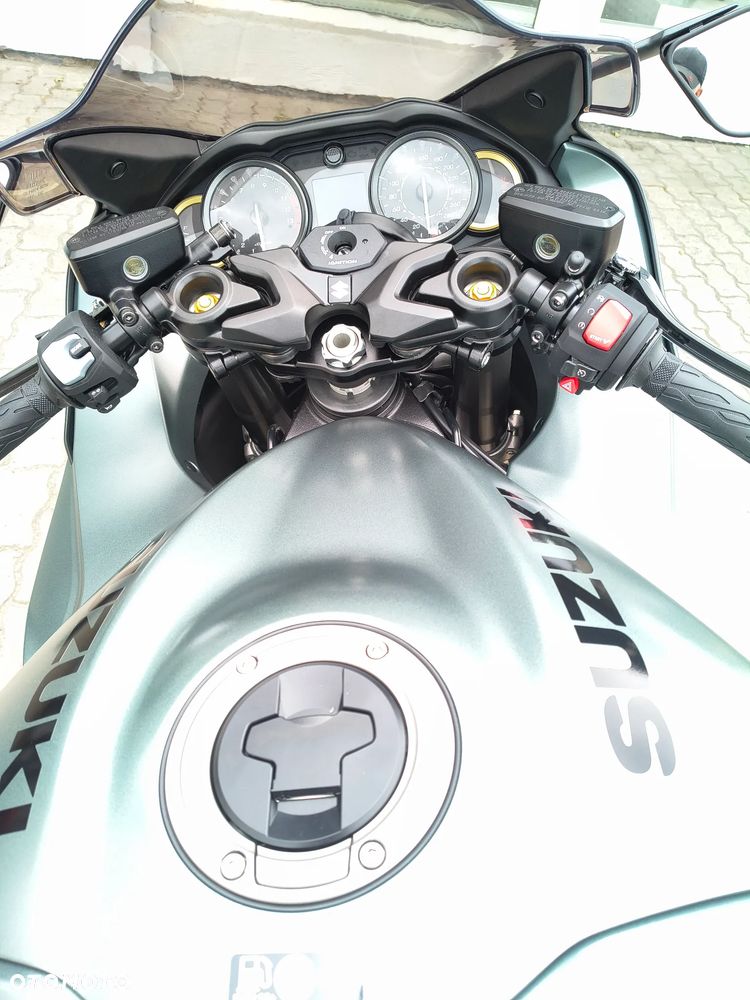 Suzuki Hayabusa - 7