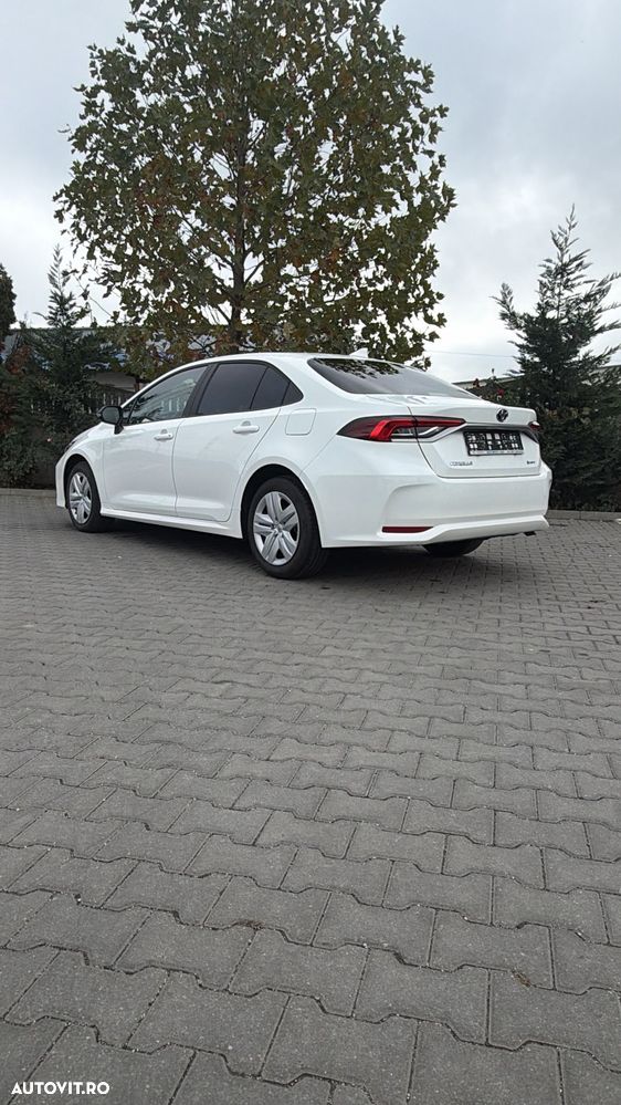 Toyota Corolla - 5