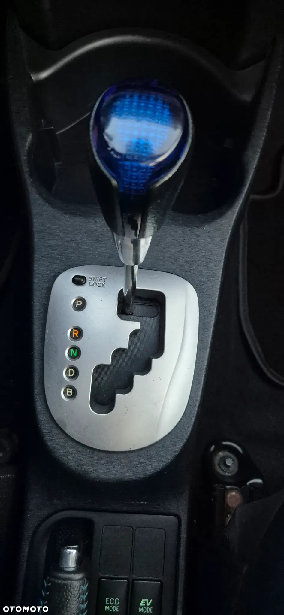 Toyota Yaris Hybrid 1.5 VVT-i Comfort - 26