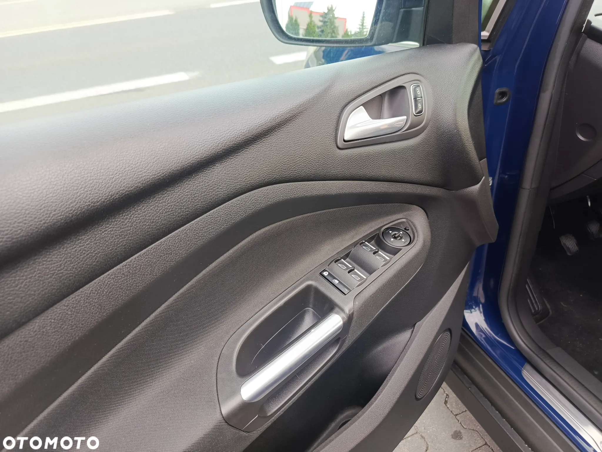 Ford C-MAX 1.0 EcoBoost Start-Stopp-System SYNC Edition - 26