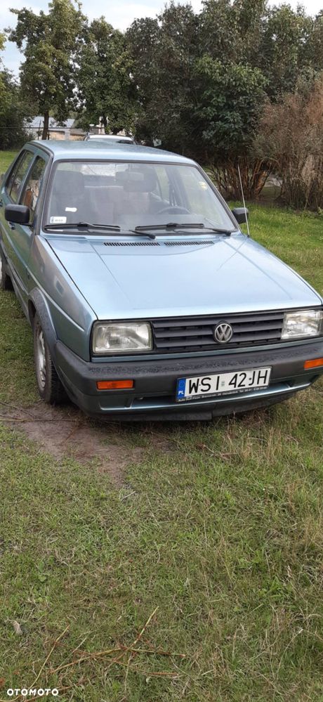 Volkswagen Jetta - 3